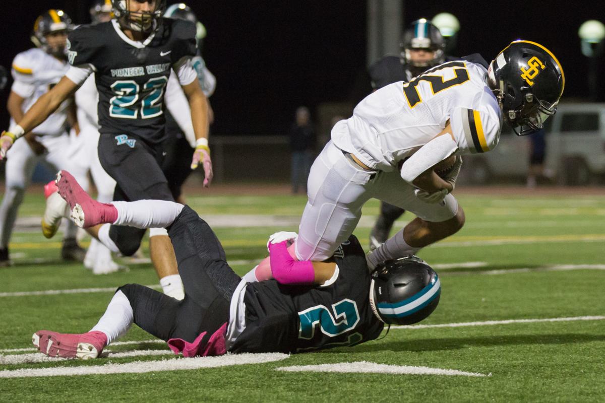 San Luis Obispo Cruises Past Pioneer Valley 37 7 Wraps Up Perfect