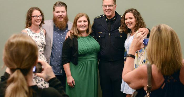 Lompoc Police chief takes oath of office | Local News | lompocrecord.com