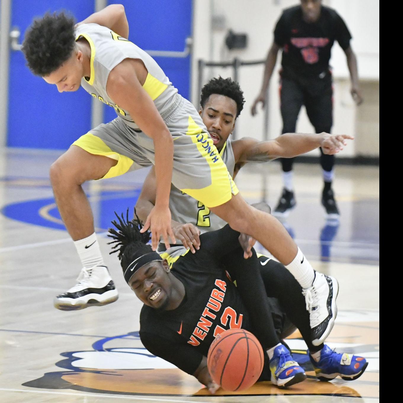 Men S Basketball Ventura Erases 16 Point Deficit Hands Hancock