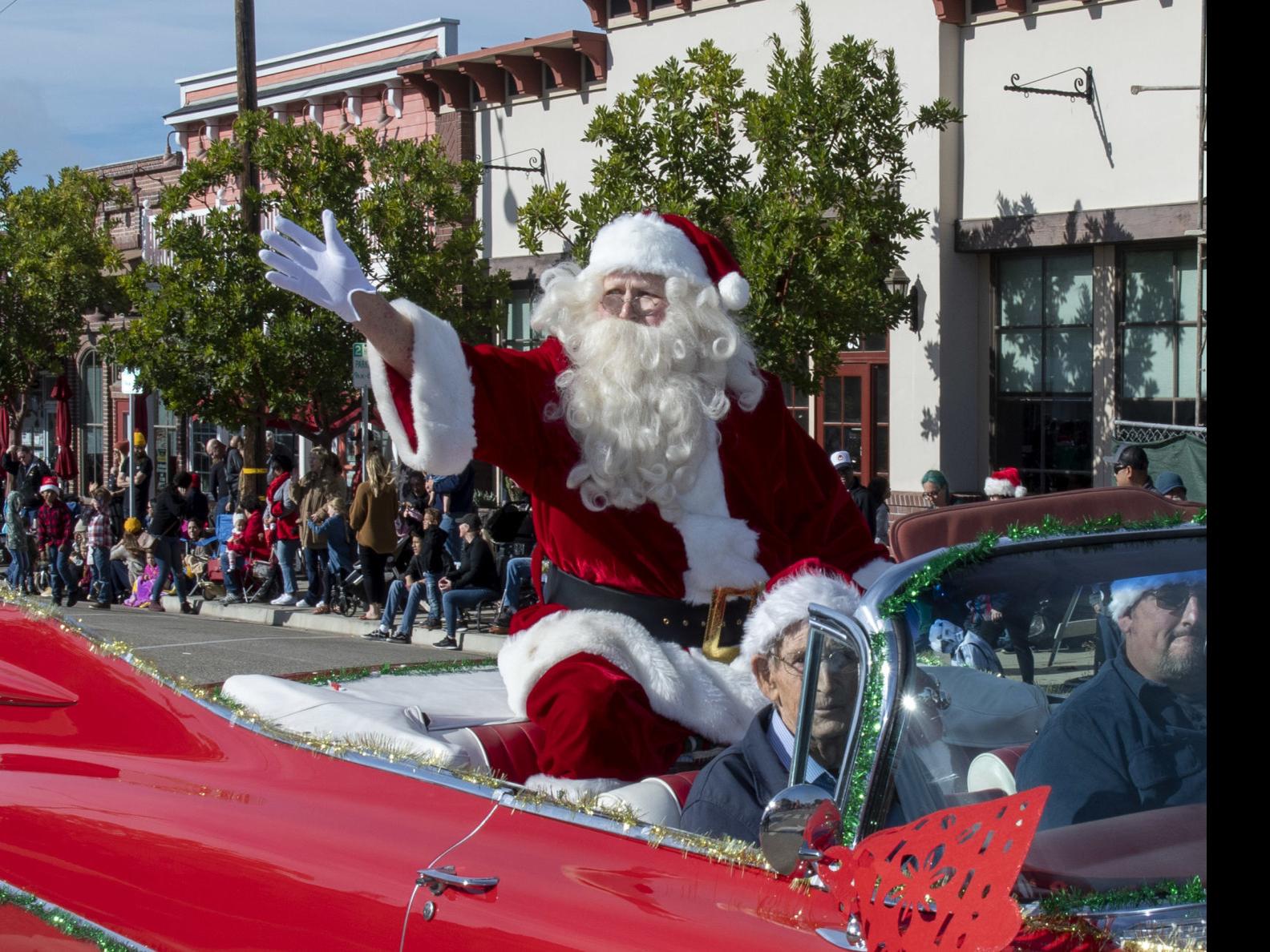 Randleman Christmas Parade 2022 Thousands Line The Streets For 58Th Annual Old Town Orcutt Christmas Parade  | | Lompocrecord.com