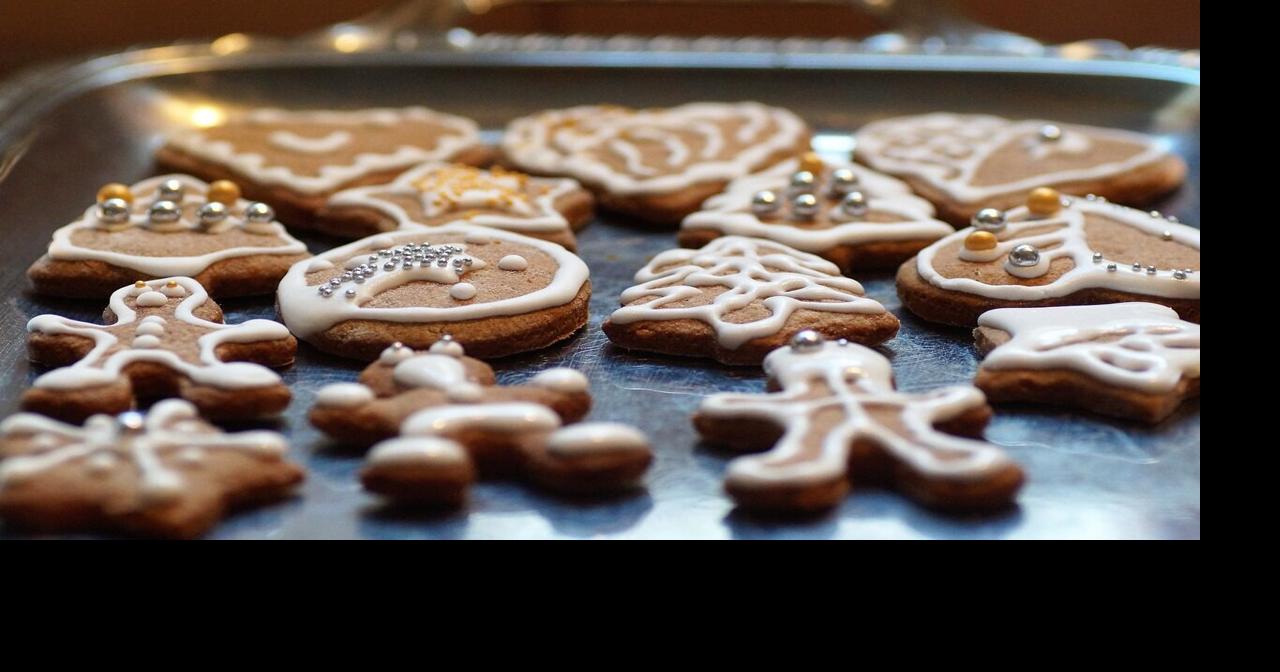 Coffee cans keep cookies fresh 'Hints from Heloise' Lifestyles