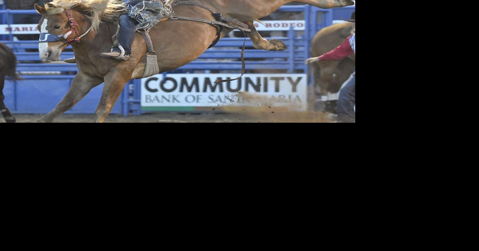 A Wright night at the rodeo | Local Sports | lompocrecord.com