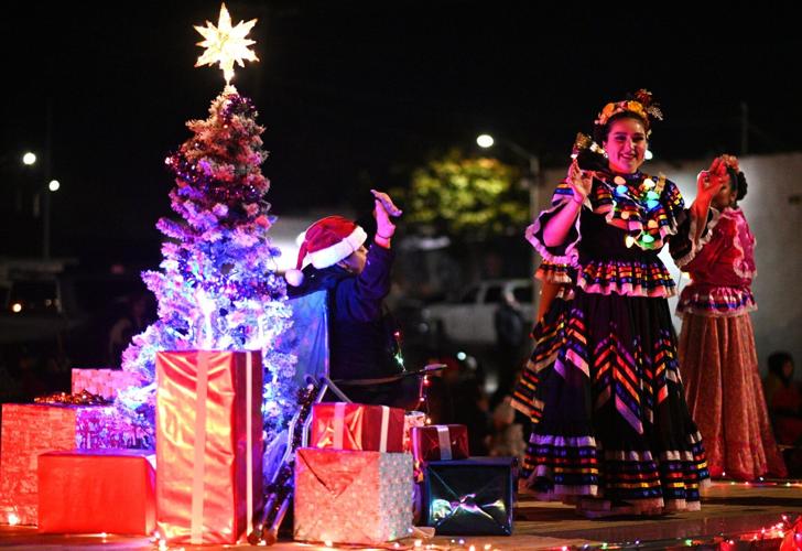 Santa Maria Parade of Lights wows thousands, winners announced