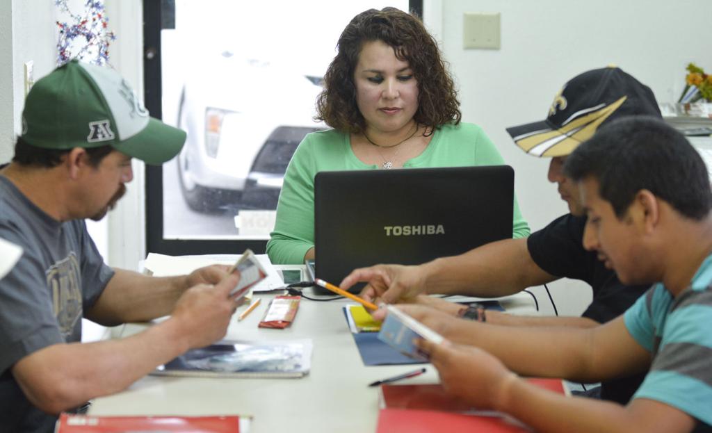 Group Offering Classes For Spanish Speaking Dmv Test Takers