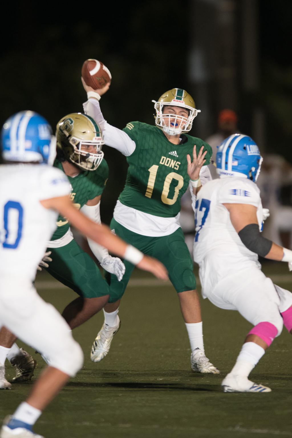 Santa Barbara Qb Deacon Hill Voted Player Of The Week Football