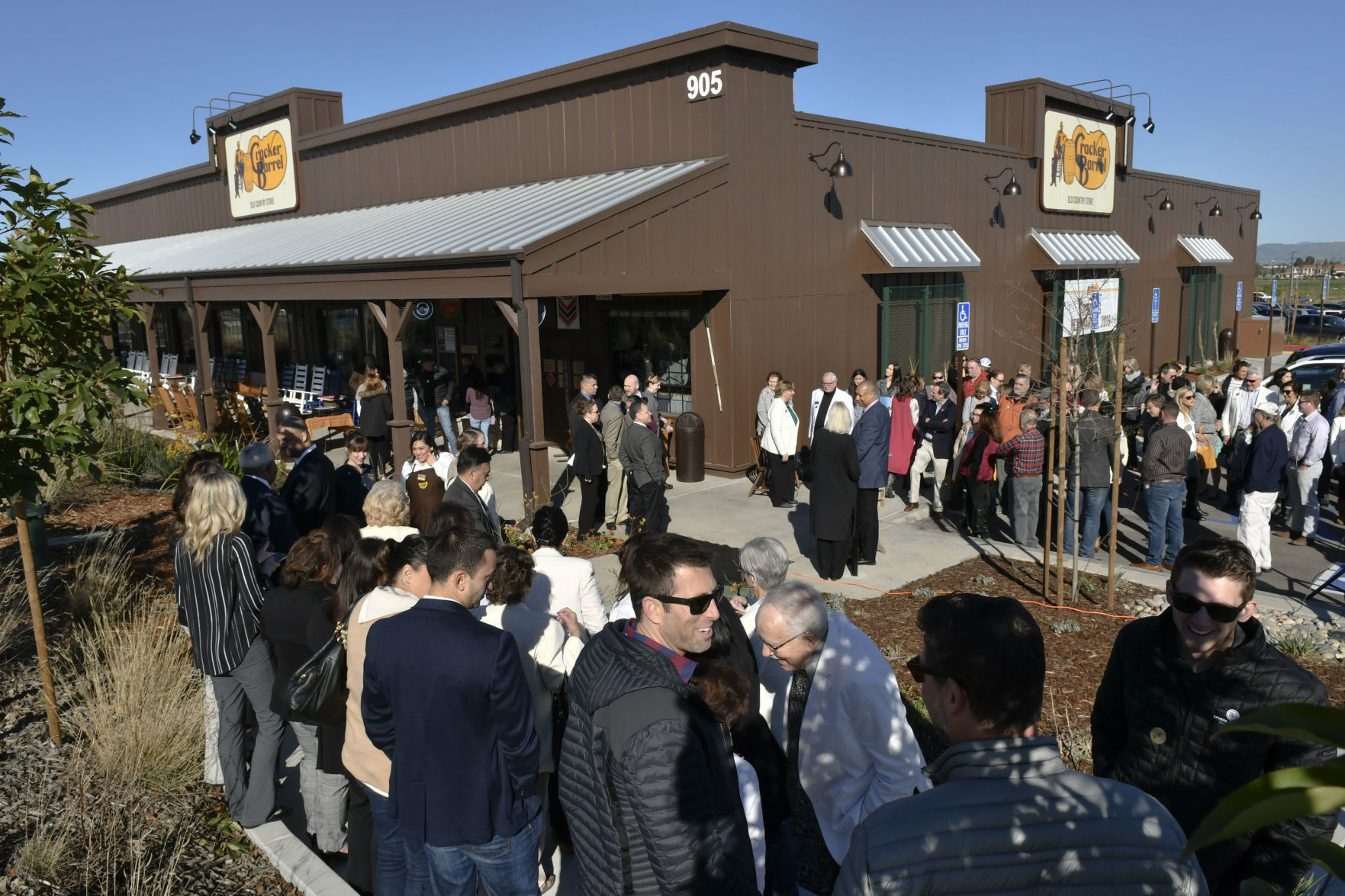 Long time coming Cracker Barrel holds ribbon cutting in advance