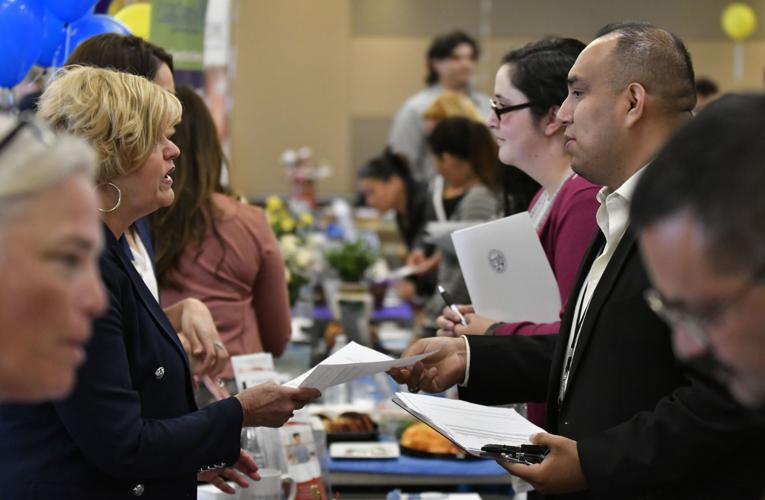 Big crowds turn out for Lompoc Job and Resource Fair Local News