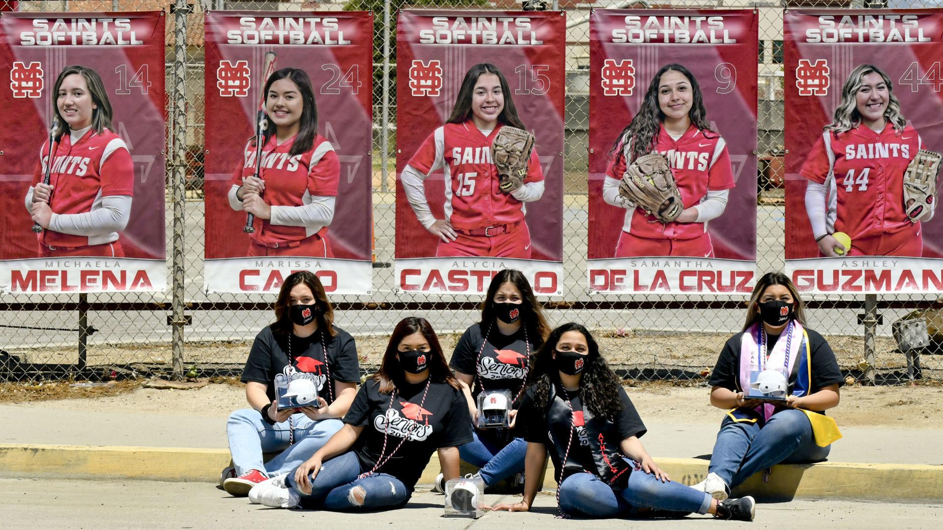 Softball Santa Maria High Seniors Get Their Banners Helmets