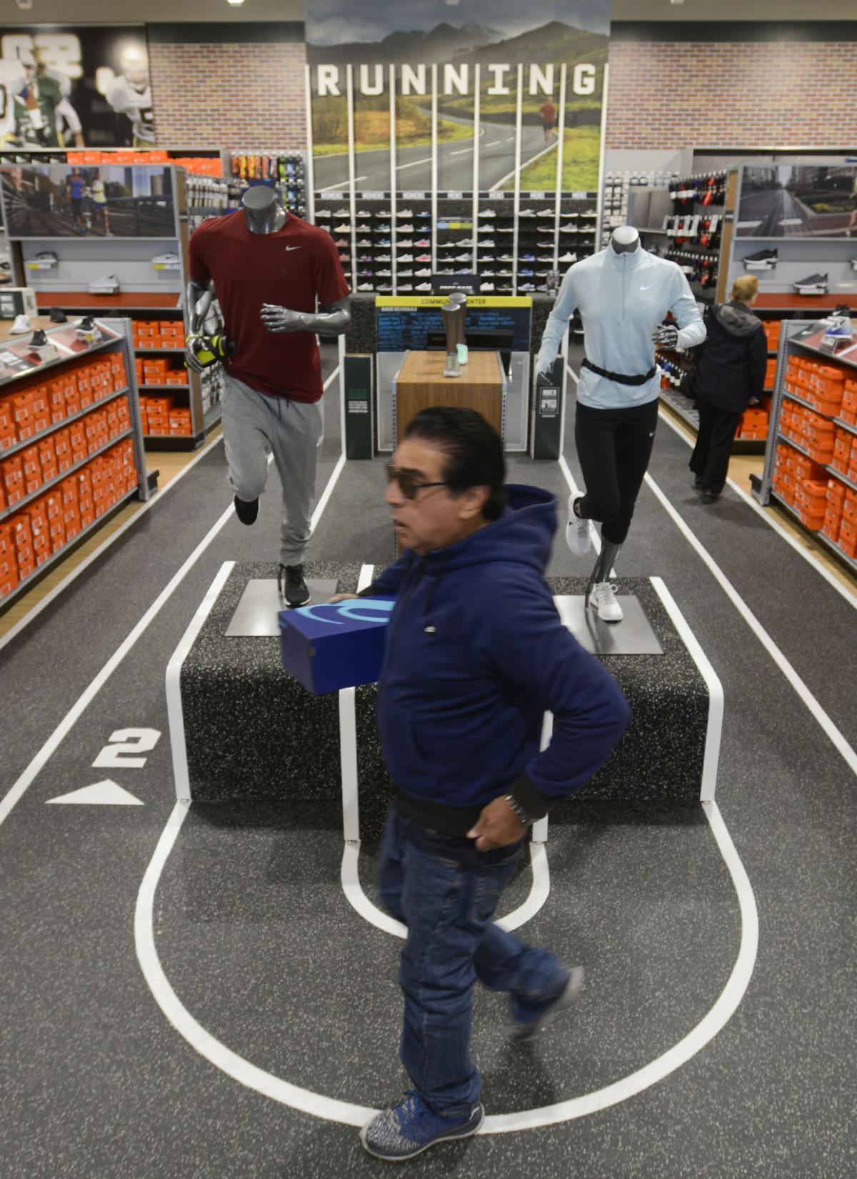 superior sporting goods on Dick S Sporting Goods Opens At Enos Ranch Local News Lompocrecord Com