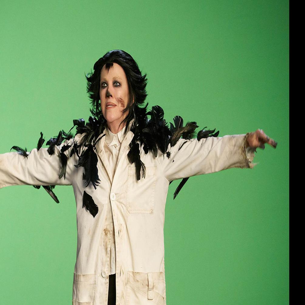 Schitt's Creek' sets up Moira's comeback  but what wig will she wear? |  Television | lompocrecord.com