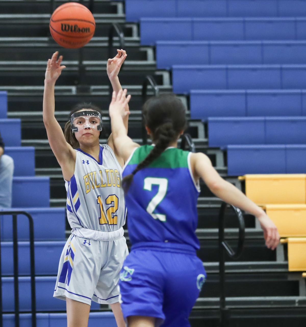 Junior College Women S Sports Programs Often Struggle With Low
