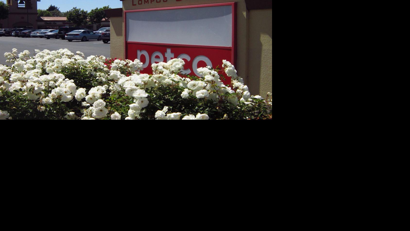Lompoc set to welcome two new retailers — Famous Footwear and Five