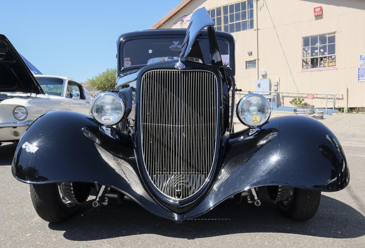 38th annual Bent Axles Car Show draws over 200 vehicles to Old Orcutt