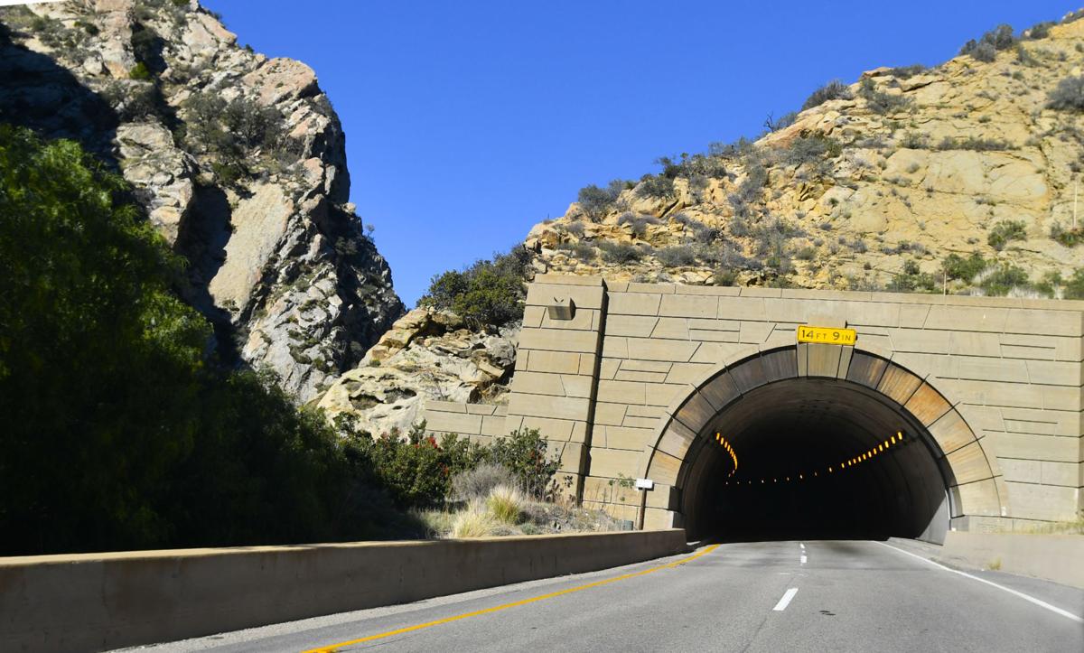 121916 Gaviota Scenic Highway 07.jpg