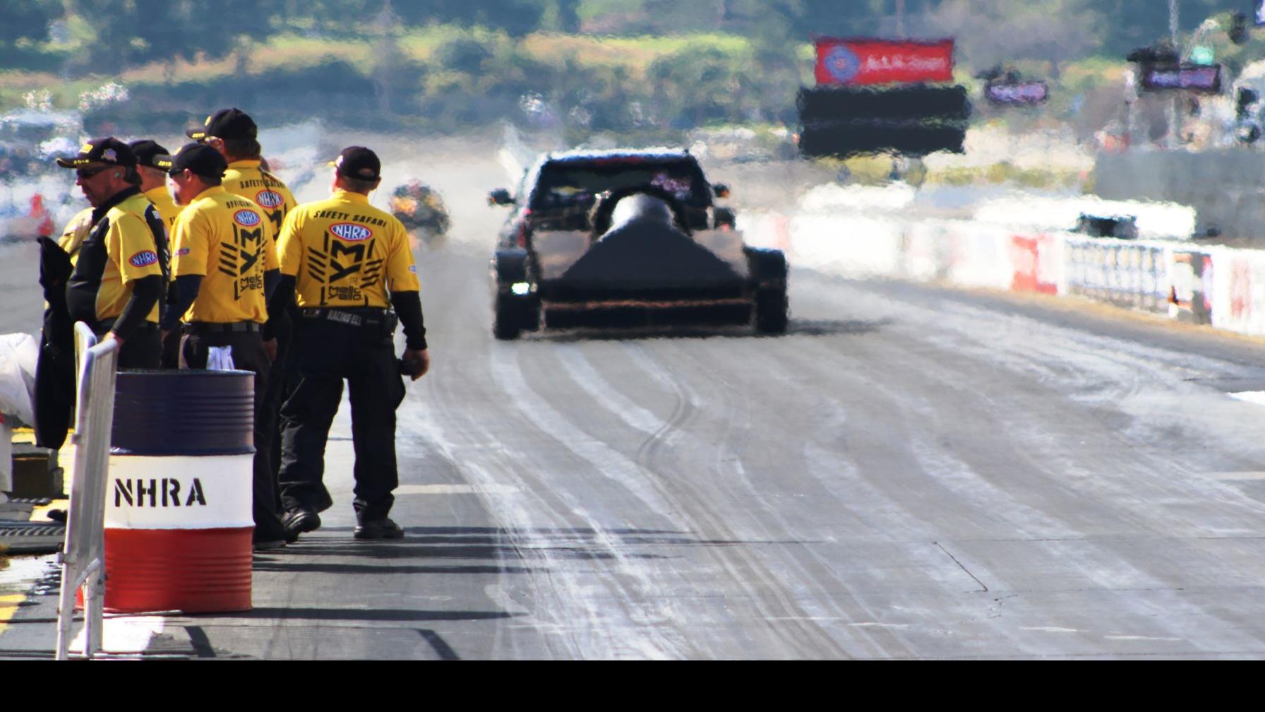 Rain Pushes Nhra Season Opening Winternationals Finals To Monday
