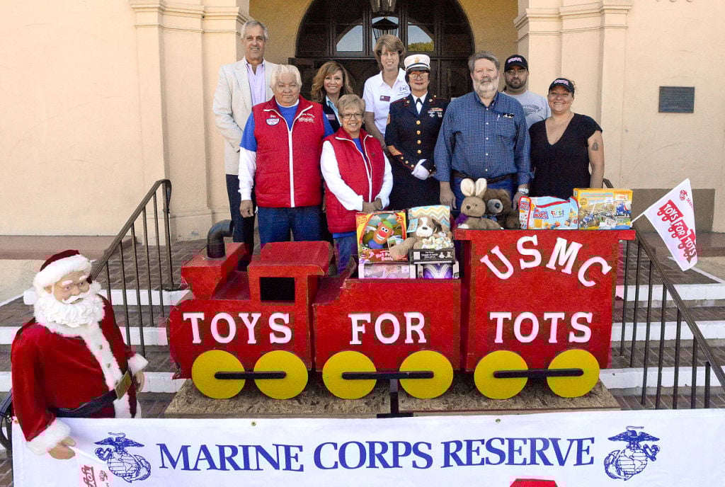 Organizers Kick Off Toys For Tots Campaign In Lompoc Local News 110514 Toys For Tots 01 Jpg