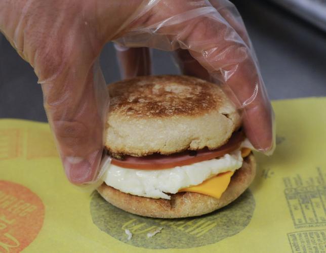 This Clever Little Gadget Makes Sandwiches That Are 'Better Than McDonald's  Egg McMuffins