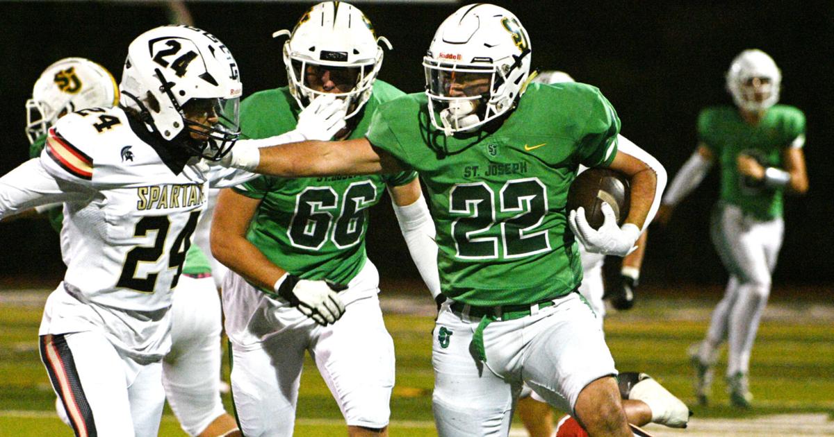 Arroyo Grande retains top spot in CCAA Top 10: Righetti leap frogs St ...