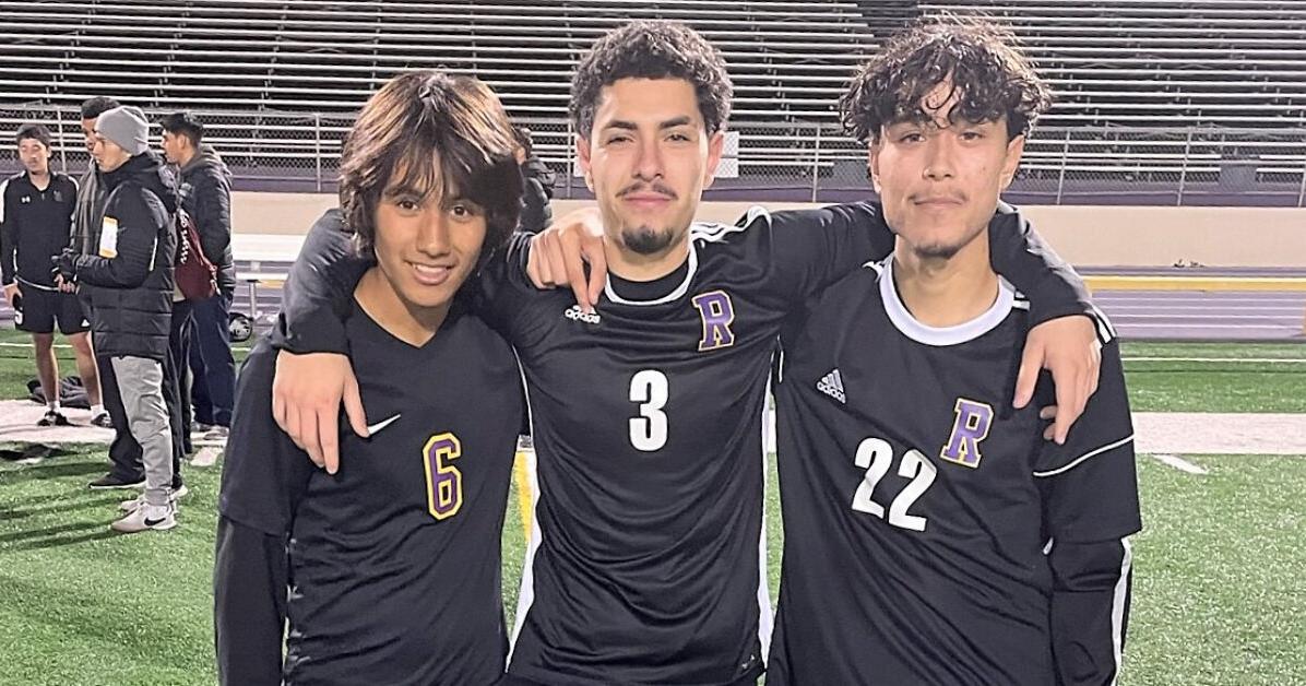Boys soccer: Righetti stuns top seed on the road as Santa Maria, AG, PV ...