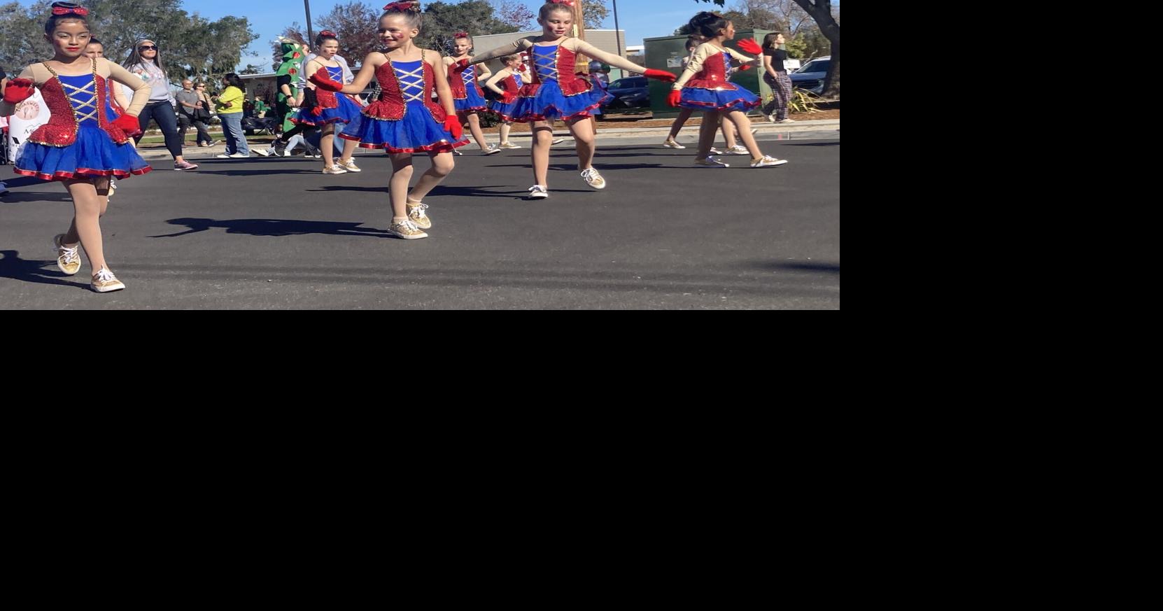 Photos Orcutt Christmas Parade dazzles spectators