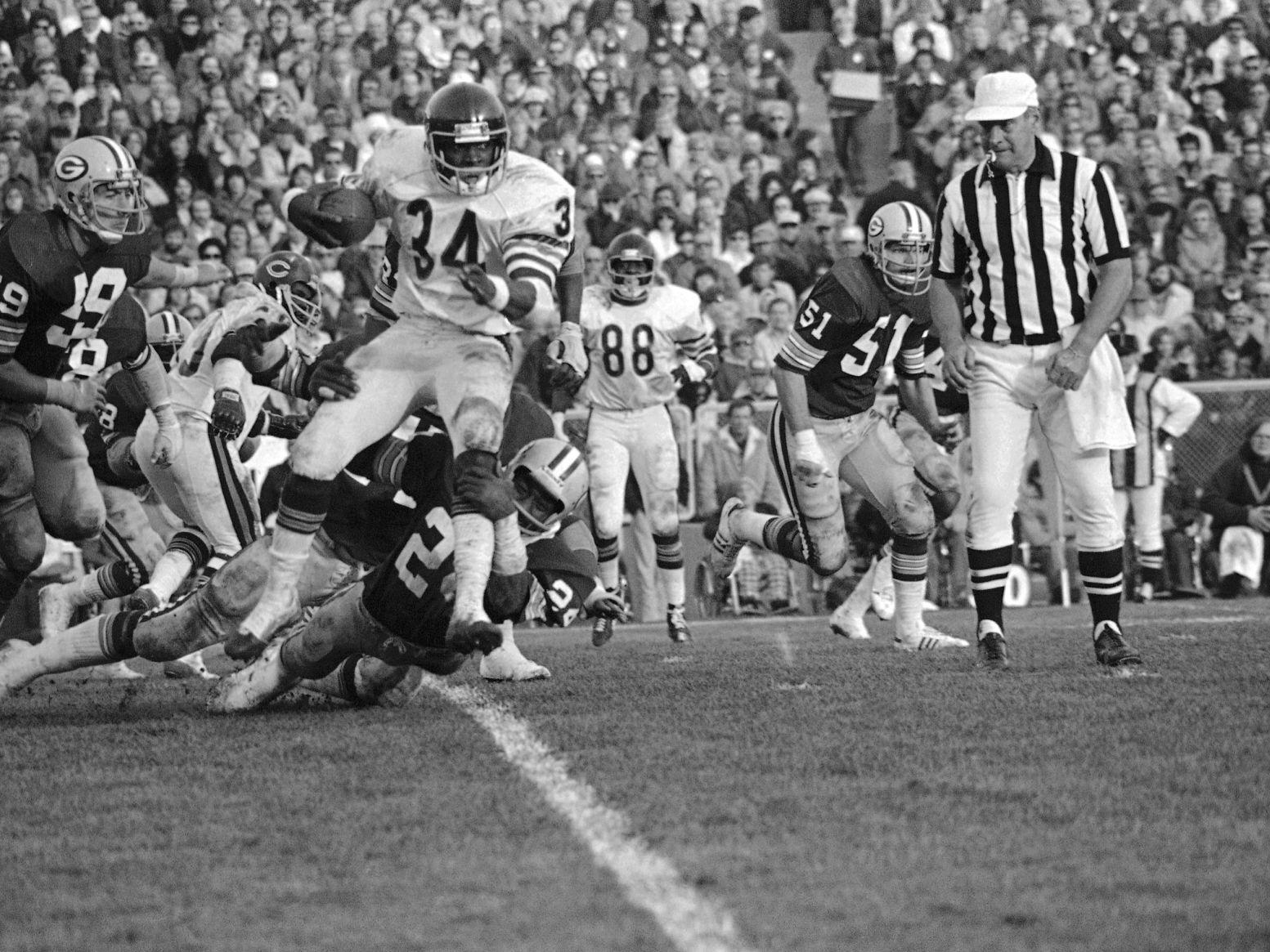 From The Vault Johnnie Gray S Journey Began At Lompoc High And Ended Up In Green Bay Packers Hall Of Fame Local Sports Lompocrecord Com