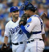 Royals' Salvador Perez gives $1 million to Urban Youth Academy in KC