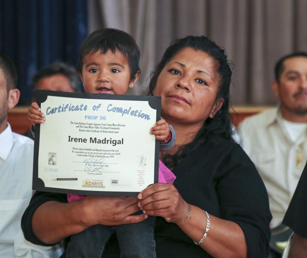 Drug Treatment Court Commencement Gives Graduates A Second Chance Santamaria Lompocrecord Com