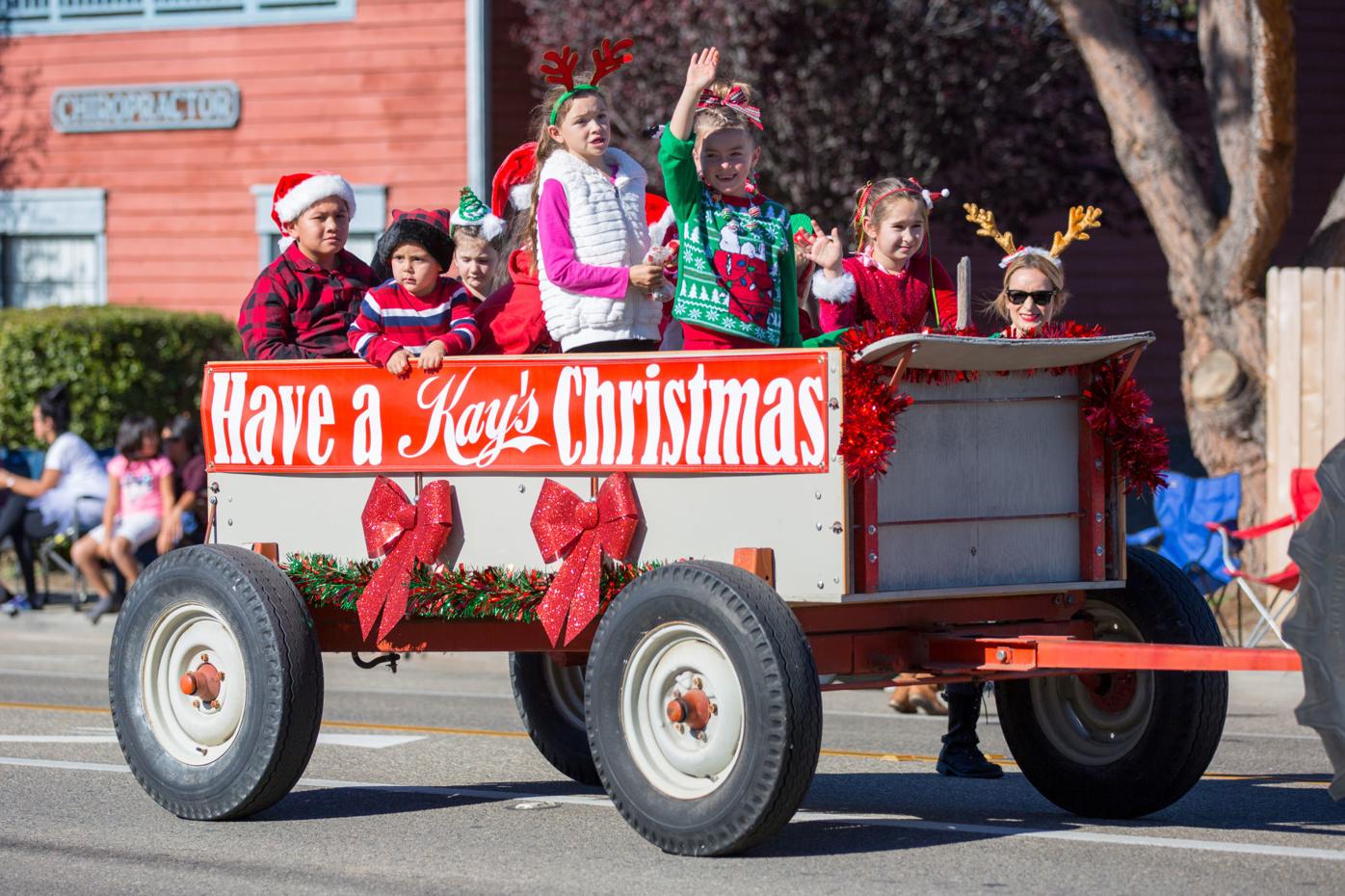 Orcutt Christmas Parade 2021 Photos 57th Annual Old Town Orcutt Christmas Parade Lompocrecord Com