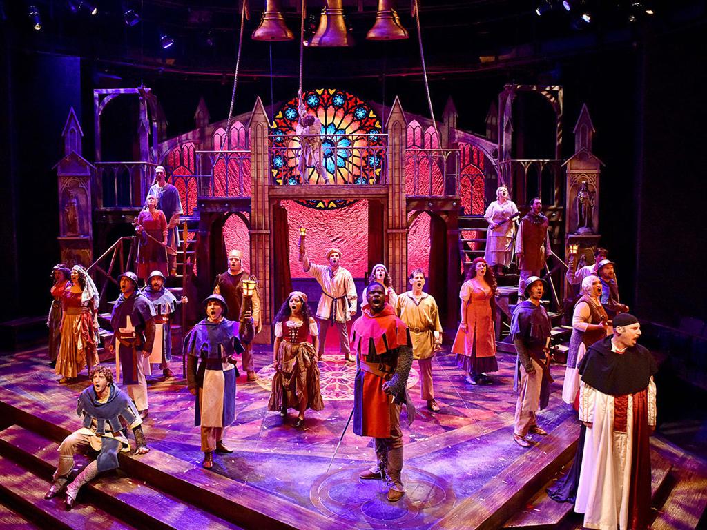 Epic production of 'The Hunchback of Notre Dame' onstage at ...