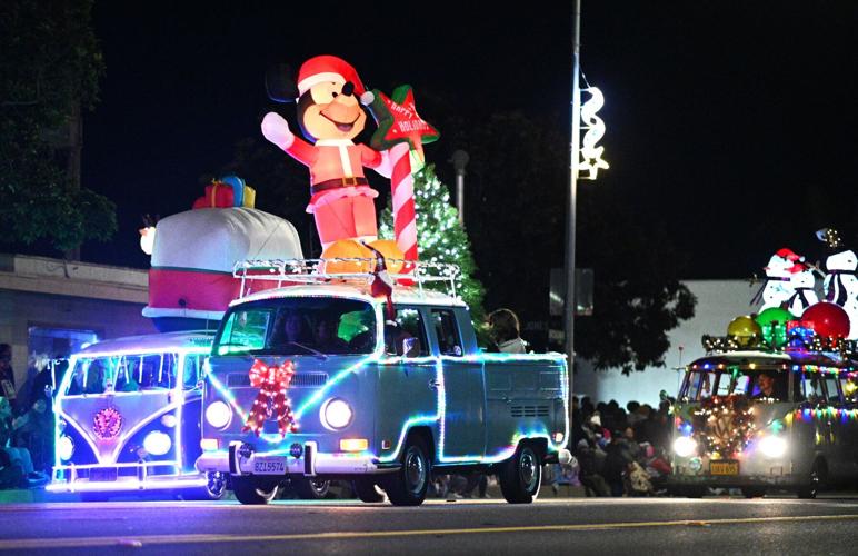 Santa Maria Parade of Lights wows thousands, winners announced