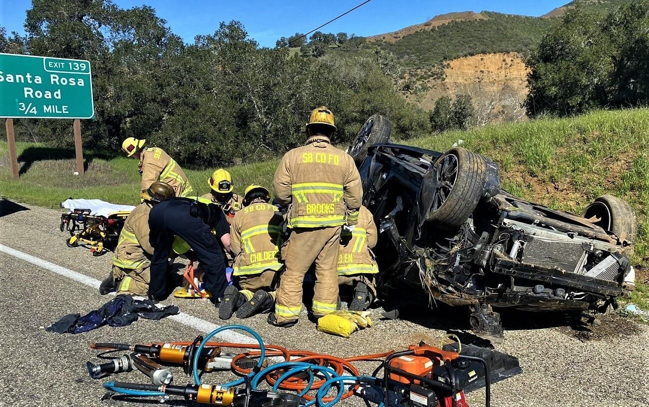 One injured Wednesday in vehicle rollover on Hwy 101 south of Buellton ...