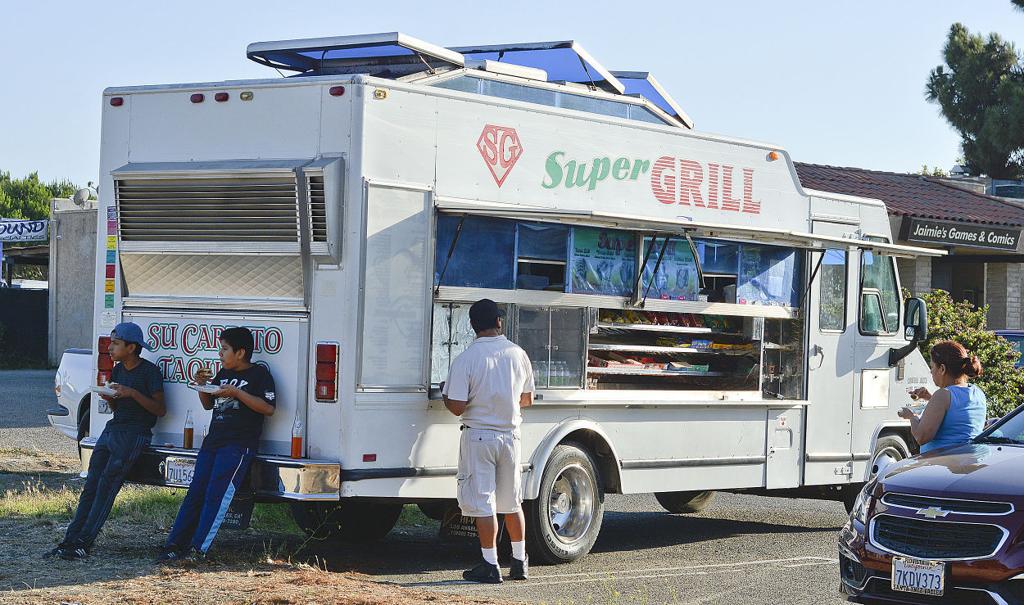 Super Grill Prepares To Move Into Fixed Location Local News Lompocrecord Com