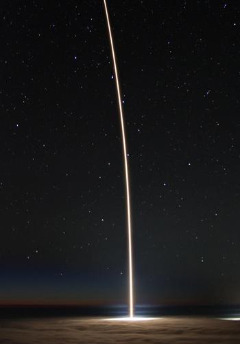 SpaceX Falcon 9 launch from Vandenberg lights up night sky Wednesday ...