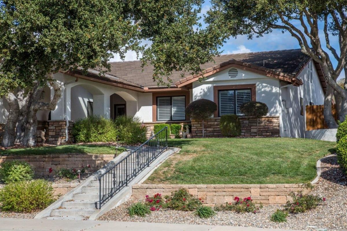 Tickets available for annual 'Home Tour and Candlelight Tea' Local