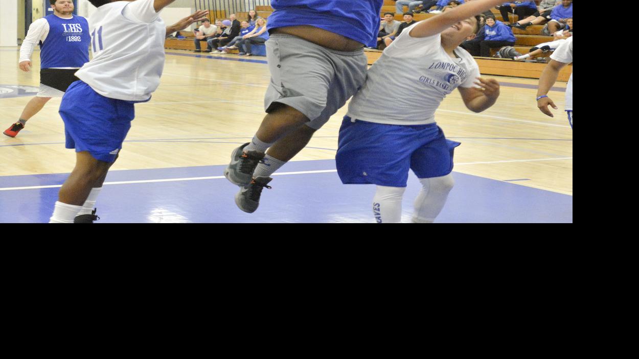 Project Unify Students Compete In First Basketball Game Local News Lompocrecord Com
