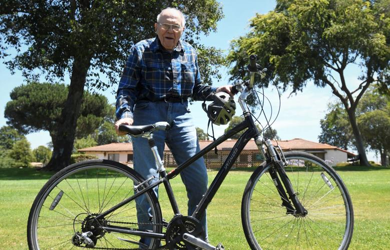 At age 95, Santa Maria's 'Bicycle Bob' nears 100,000 miles on his bike