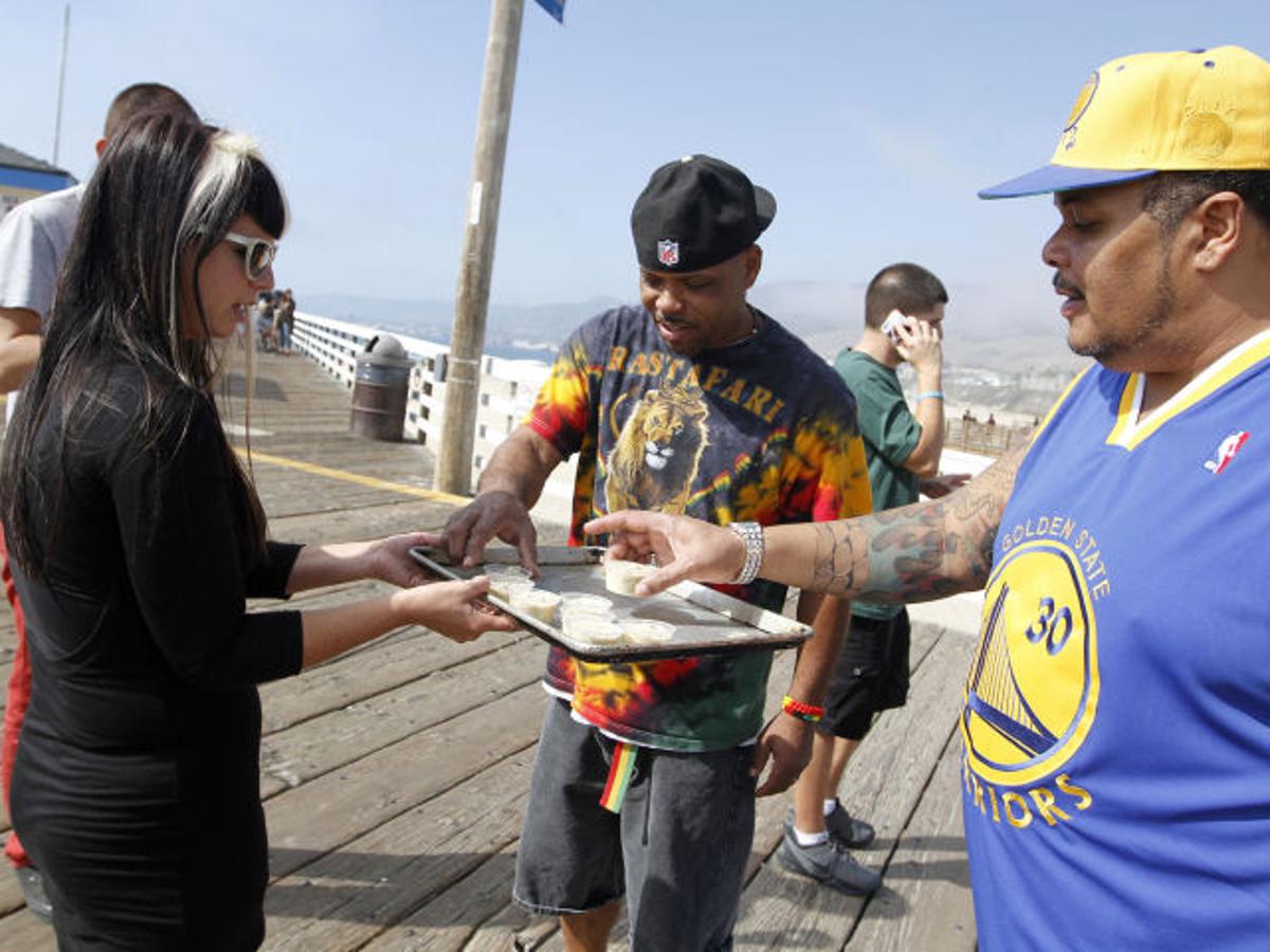 Pismo Beach To Celebrate 68th Annual Homage To The Clam Local News Lompocrecord Com Pismo Beach Clam Festival 2022