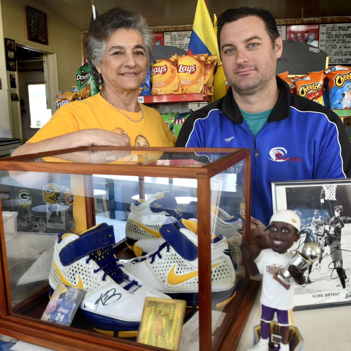 Pj S Deli Owner And Lakers Super Fan Struggles With Death Of Nba Star Kobe Bryant Local News Lompocrecord Com Pj S Deli Owner And Lakers Super Fan Struggles With Death Of Nba Star Kobe Bryant Local News Lompocrecord Com