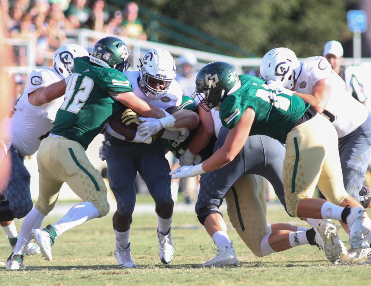 College Football Cal Poly Wraps Up 5 6 Season With 38 24 Victory