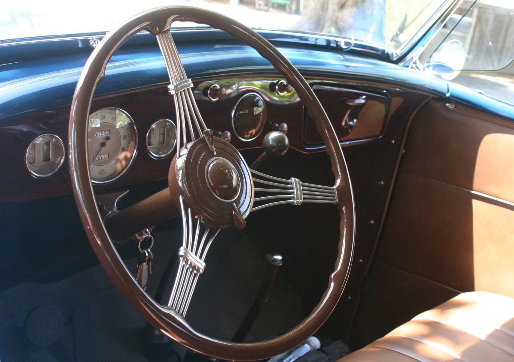 Basket case' to instant winner: See Ron Long's 1936 Ford Deluxe