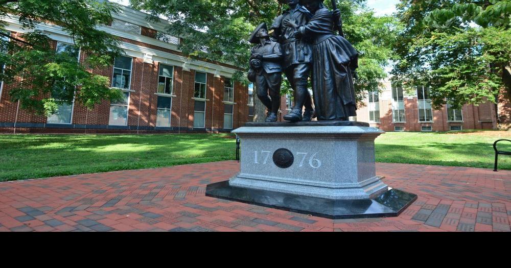 Loudoun Awards Scholarships for War Monuments History | Archives |  loudounnow.com