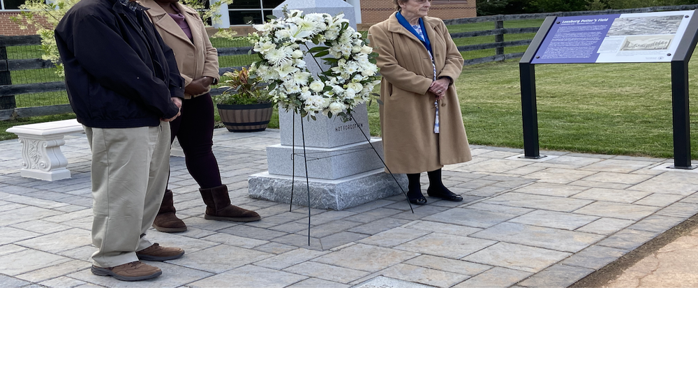 Leesburg Dedicates Potter’s Field Memorial Leesburg