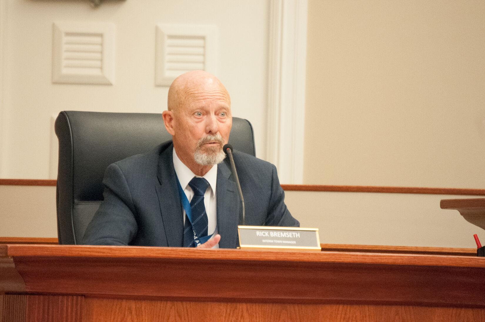 Purcellville Council Agrees to 195,000 Salary for New Town Manager
