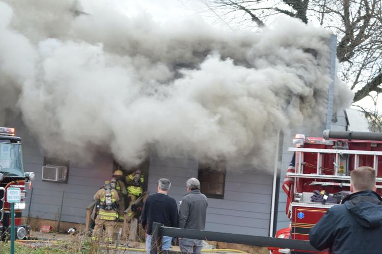 Downtown Leesburg House Fire Displaces 2 Public Safety