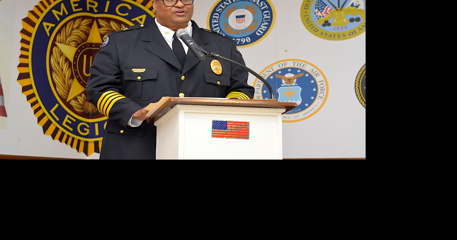 Jones Celebrated at Middleburg’s New Police Chief Towns