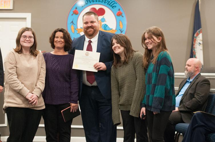 New Lovettsville Mayor and Council Members Take Oaths Towns