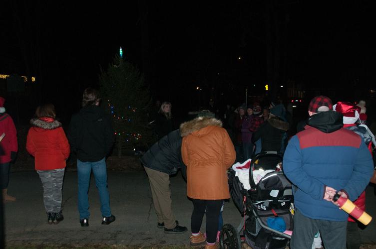Town of Hamilton Lights Christmas Tree Towns