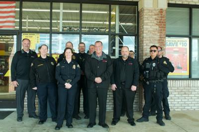 Leesburg PD Partners with Advanced Auto to Spread Christmas Cheer ...
