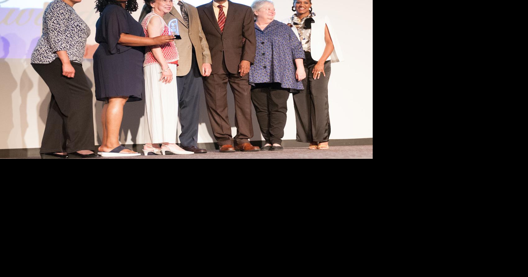 Loudoun Cares Honors Volunteers | Giving Back | loudounnow.com