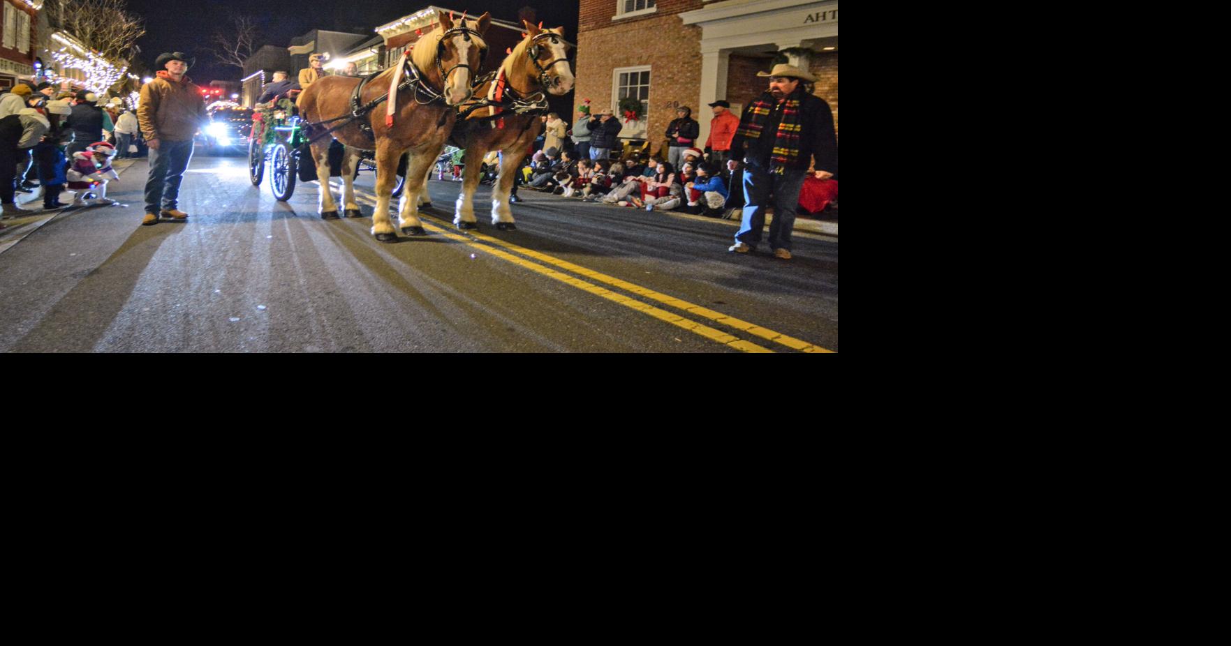 Leesburg Holiday and Christmas Parade